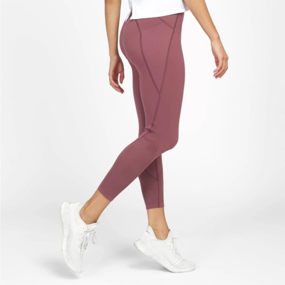 Spanx by Sara Blakely Mauve Leggings Size Medium - Picture 3 of 9